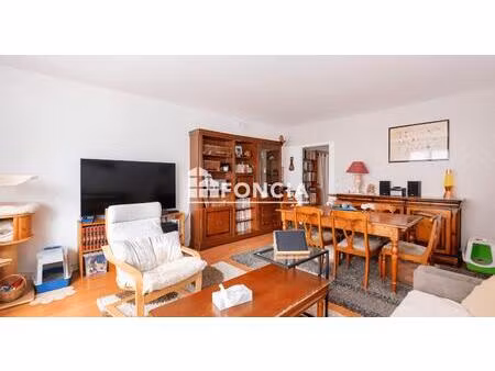 appartement 3 pièces de 76.35 m²