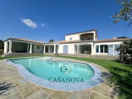 les vautes villa familiale 4 chambres avec piscine et grand terrain