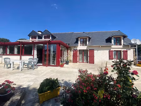 maison de 5 pièces à caro (56140)