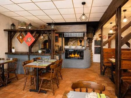 vente bureaux et commerces à alençon centre - montsort (61000) : à vendre / 89m² alençon c