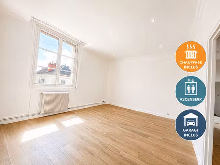 orleans  hypercentre - bien rare à la location - appartement 4 pièces de 82 m² avec chauff