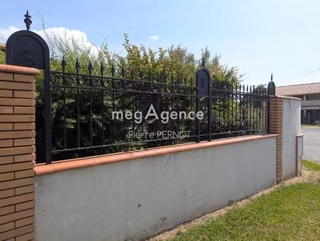 grande villa avec espace professionnel
