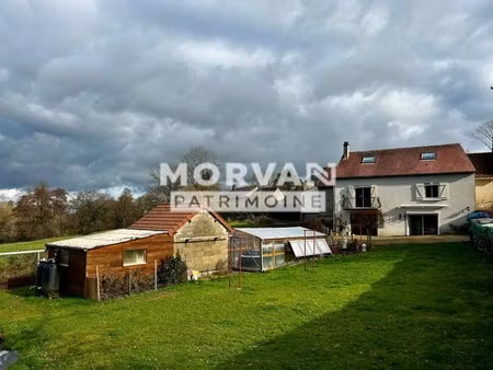maison proche village 149 m2 - 3 chambres - dépendances - ruisseau -terrain 1541 m2