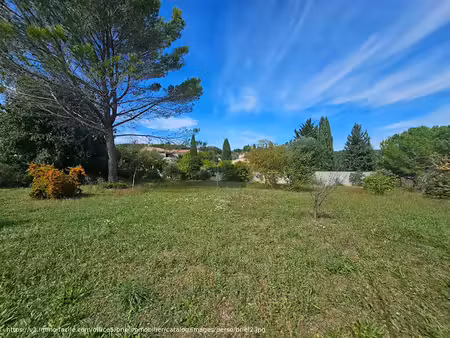 vente terrain 1000 m² à lorgues (83510)  230 000 €