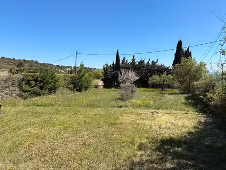 vente terrain 637 m² à caumont-sur-durance (84510)  139 000 €