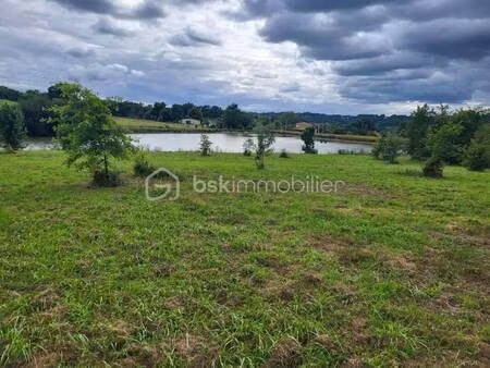 terrain constructible viabilisé à vendre