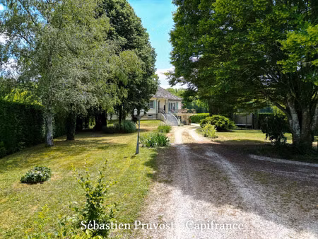 maison à vendre saint front la riviere 5 pièce(s) 170m2 259 000€
