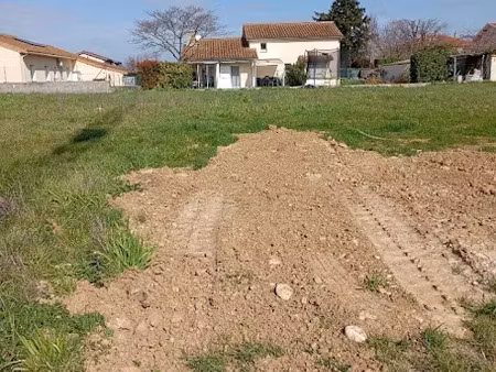 vente terrain 544 m² à andancette (26140)  95 000 €