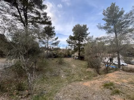 vente terrain 1037 m² à salernes (83690)  125 000 €