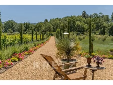 exclusivité off market mas d'exception du 17e  600 m2  6 hecta