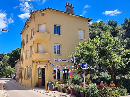vente immeuble 340 m² à saint-floret (63320)  259 700 €