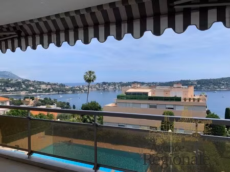 villefranche-sur-mer : 3 pièces  terrasse  vue mer