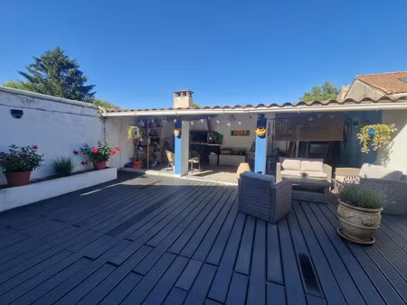 vente immeuble 6 pièces 150 m² à avignon (84000)  260 000 €