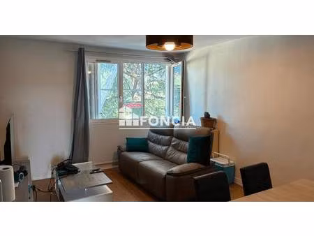 appartement t3  58 m2 environ  cahors