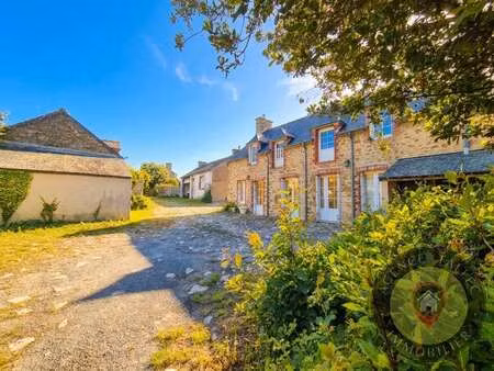 vente maison à dinard (35800) : à vendre / 133m² dinard