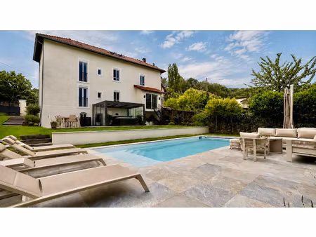 maison de caractère rénovée - 204 m2