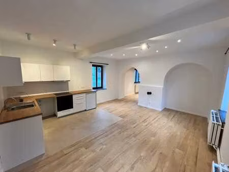 appartement lumineux de 1 ch. à villers-la-ville