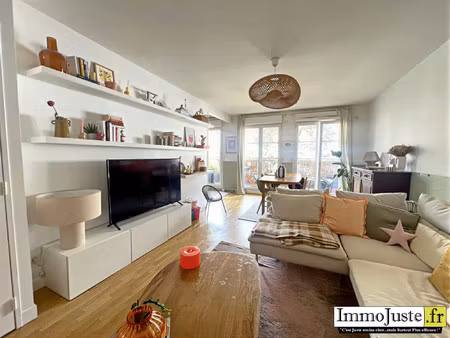 appartement 3p avec grand balcon  2 parkings  dpe b
