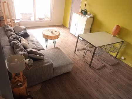 location meublée appartement 4 pièces 66 m² à vaulx-en-velin (69120)  1 150 €