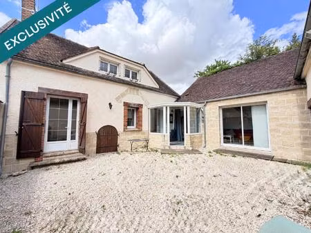charmante maison en pierre avec grange attenante et beaux volumes