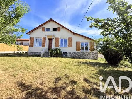 maison à vinneuf (89140)