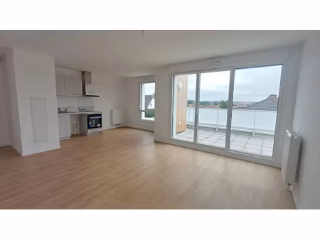 location appartement 3 pièces 66 m² à hazebrouck (59190)  895 €