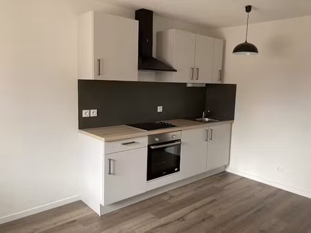 location appartement 2 pièces 42 m² à les rousses (39220)  870 €