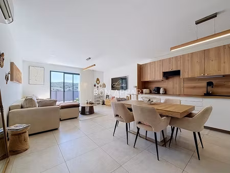 location appartement 2 pièces 60.9 m² à ajaccio (20000)  983 €