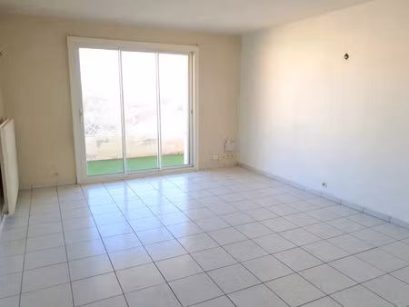 location appartement 3 pièces 60.85 m² à la seyne-sur-mer (83500)  912 €