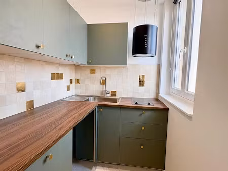 location appartement 1 pièce 25 m² à asnieres-sur-seine (92600)  1 030 €