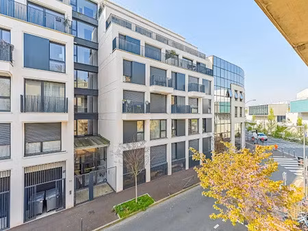 location appartement 3 pièces 66.5 m² à issy-les-moulineaux (92130)  1 640 €