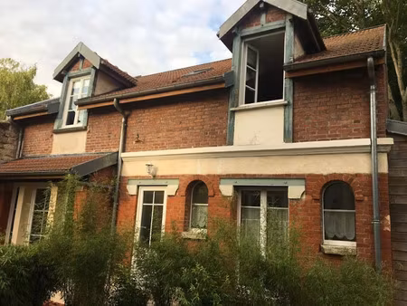 location meublée maison 3 pièces 70 m² à saint-germain-en-laye (78100)  780 €