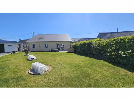 location maison 3 pièces 88.15 m² à epaumesnil (80140)  724 €