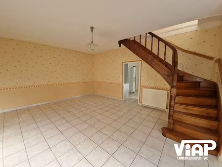 location maison 3 pièces 80 m² à exideuil-sur-vienne (16150)  525 €