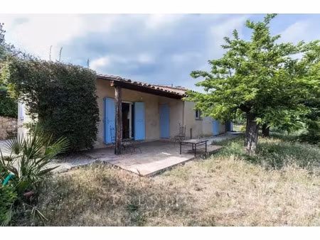 location villa 5 pièces 112.6 m² à opio (06650)  2 300 €