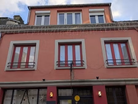 charmante maison de ville située au cœur de josselin  231 000 00 €