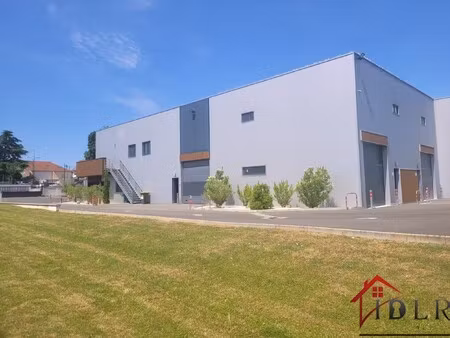 maison coubert - 2000m²