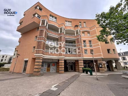 appartement dernier etage 105.5 m² - 3 chambres en parfait état !!