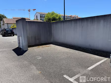 parking la teste de buch-résidence le colisé