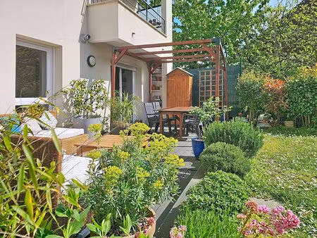 3 pièces avec grand jardin plein sud rer a bry sur marne