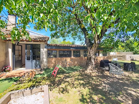 bessières  maison de type 6 de 158 m² sur une parcelle de 674 m² environ !