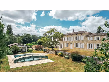 a vendre - elegante longere charentaise - 15 min angouleme - 9 pieces - 345m2