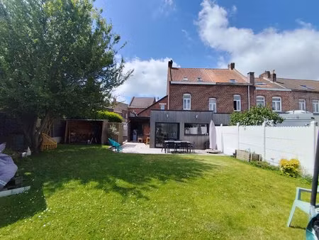 jolie maison 1930 de caractère semi individuelle agrandie et rénovée