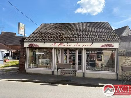 local commercial proche andeville