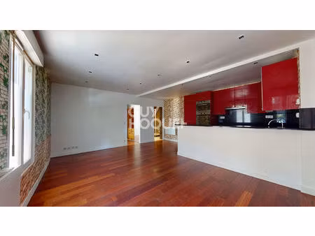 appartement 2 pièces ? proche les lilas ? à 6 min à pied du métro ligne 11 ? 2 caves