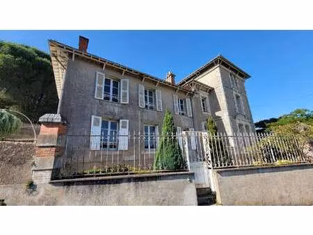 vente demeure d'exception à chemille (49120) : à vendre / 316m² chemille