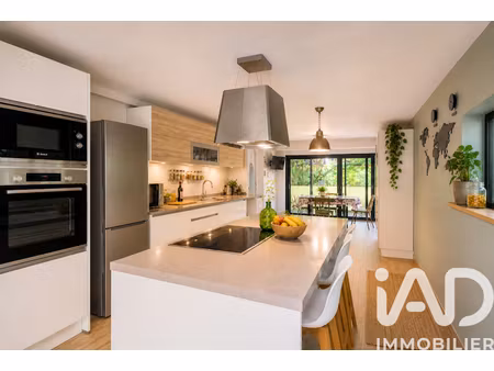 location maison 6 pièces 169 m² à gouvieux (60270)  2 800 €