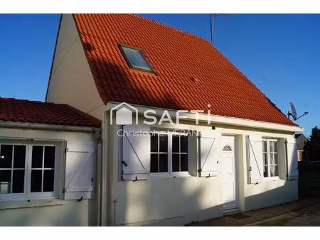 maison familiale rénovée de 103 m² sur terrain clos de plus de 700 m²