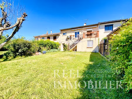 maison mitoyenne à leguevin avec jardin  4 chambres et un garage