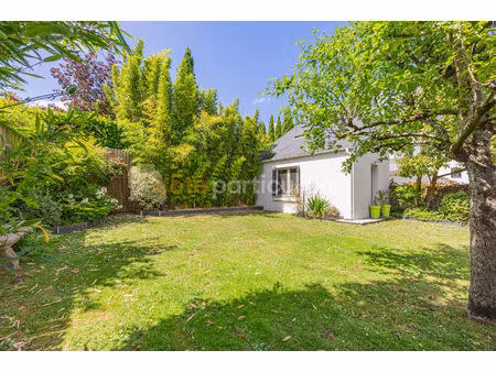 nantes/perverie --7 pièces185 m2 -- 4 chambres --2 bureaux -- jardin sans vis a vis